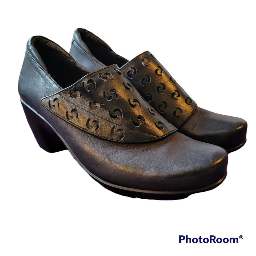 Naot Precious Leather Suede Shoe Bootie 9